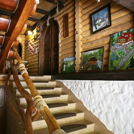 U ?Imbora Hotel Lumshory Exterior foto